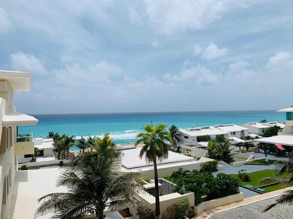 Brisas Beachfront Studios In Hotel Zone Cancun Exterior photo