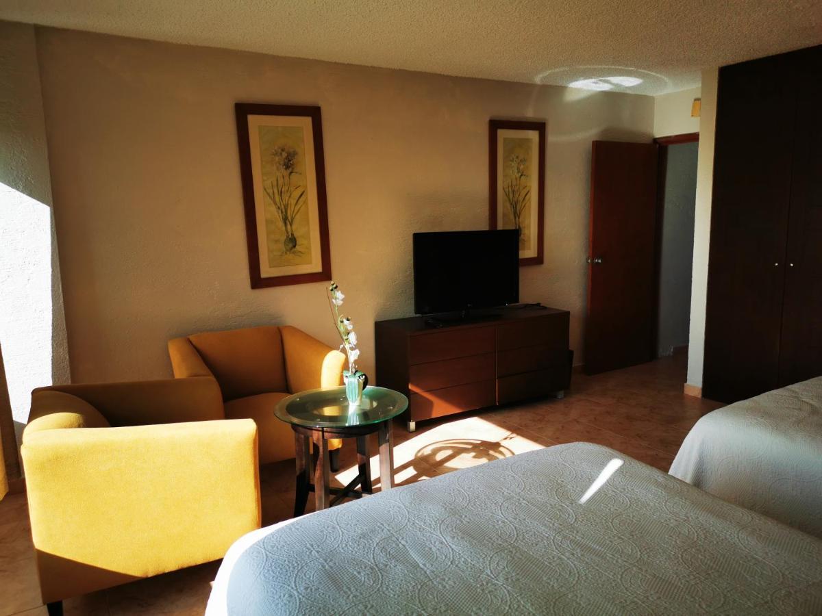 Brisas Beachfront Studios In Hotel Zone Cancun Exterior photo