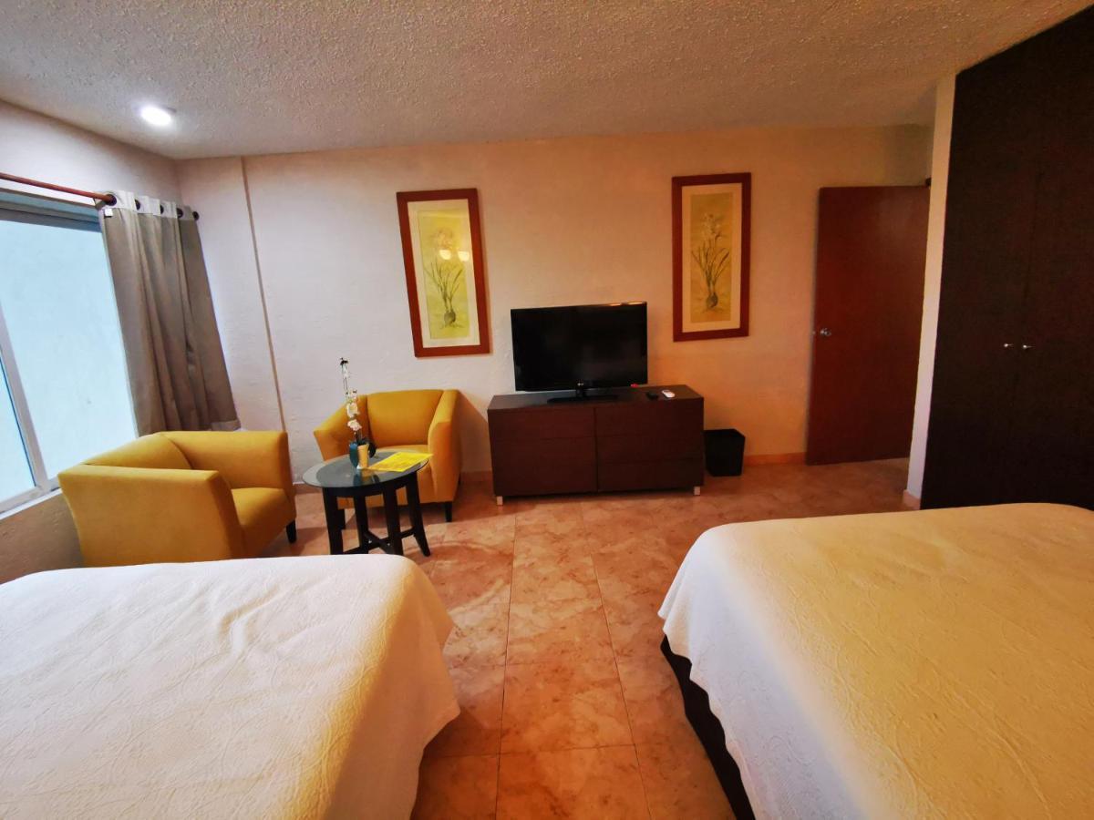 Brisas Beachfront Studios In Hotel Zone Cancun Exterior photo